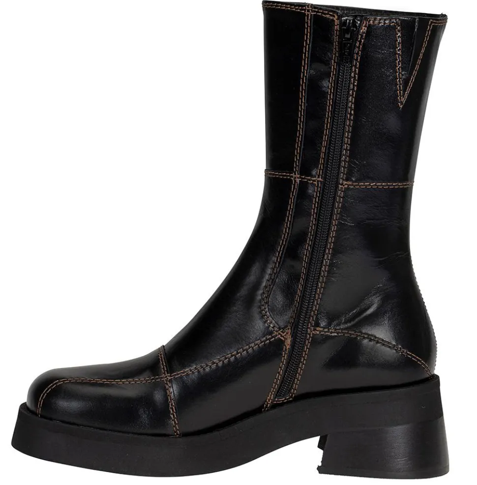 Boots Heya sort