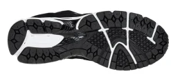 Sneakers M2002RBK sort